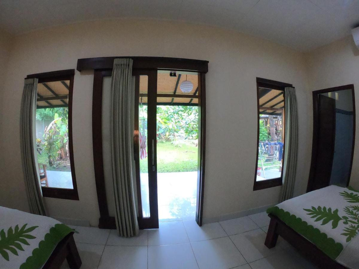Honey Home Stay Canggu Exteriör bild